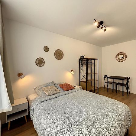 Les Studios D'Elina - Entree Autonome Châtellerault Esterno foto