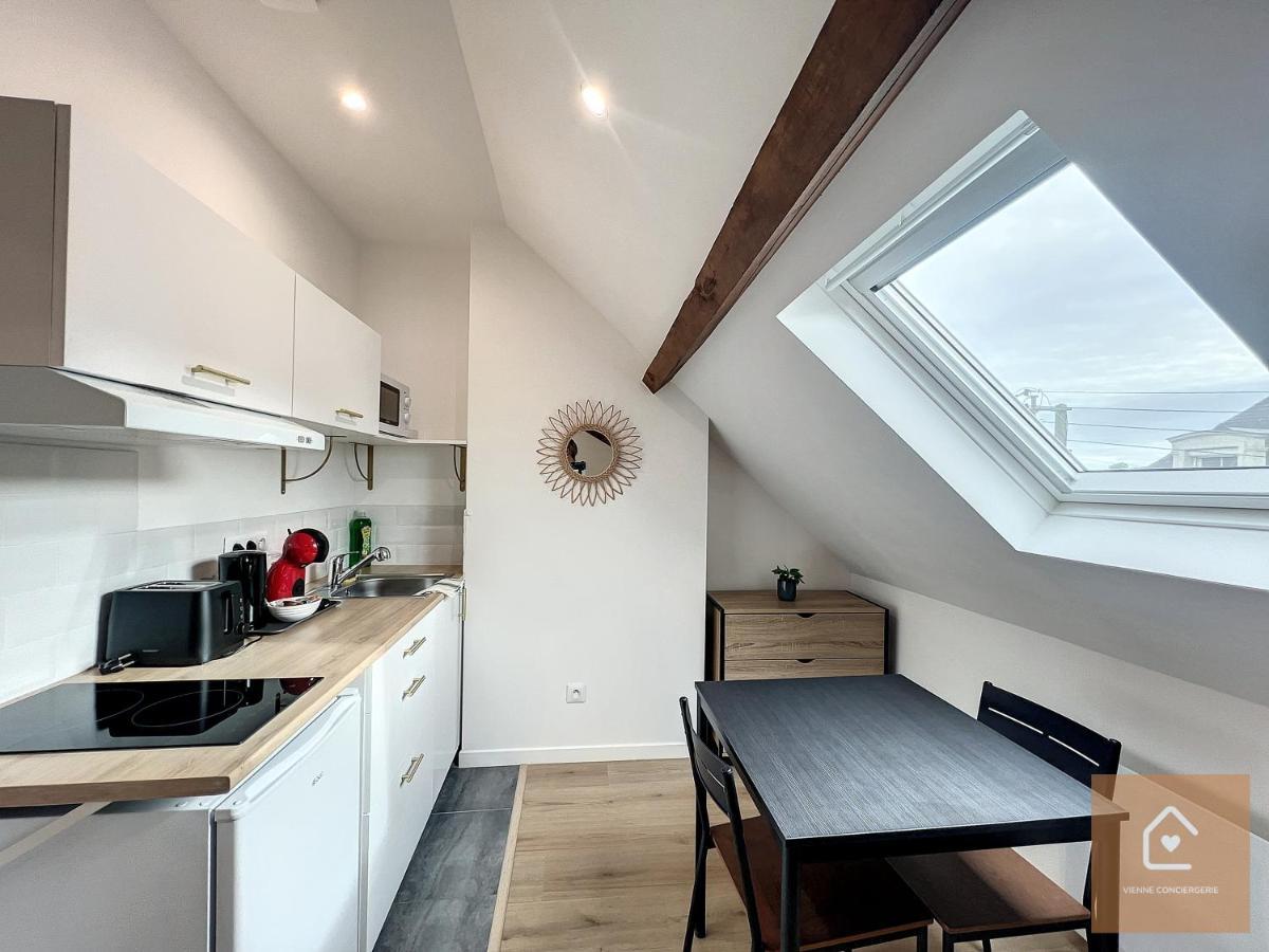 Les Studios D'Elina - Entree Autonome Châtellerault Esterno foto