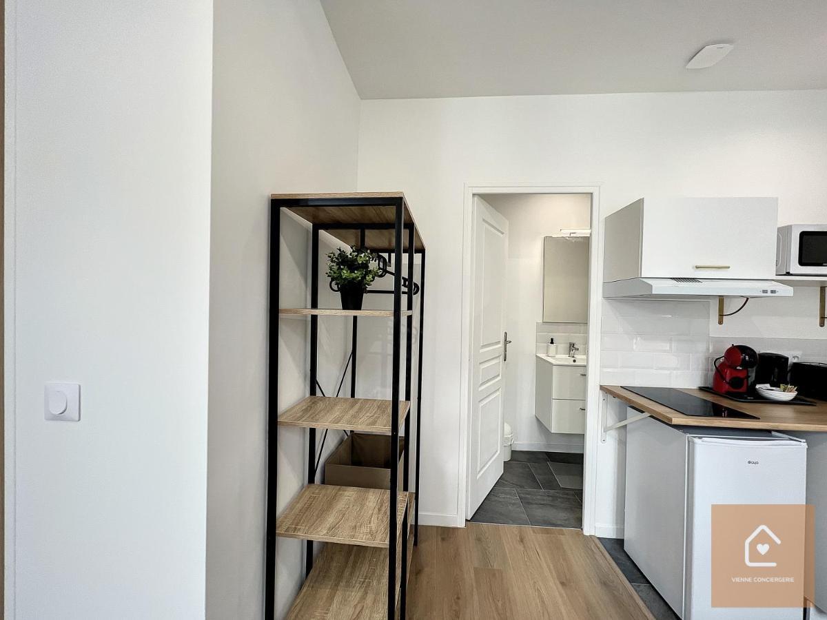 Les Studios D'Elina - Entree Autonome Châtellerault Esterno foto