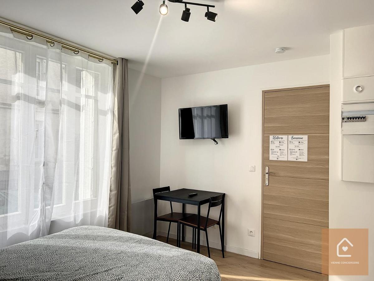 Les Studios D'Elina - Entree Autonome Châtellerault Esterno foto