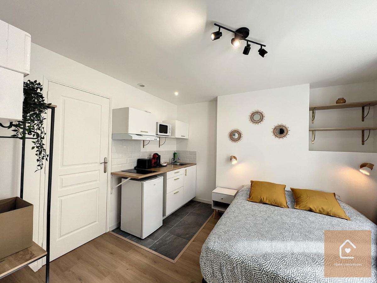 Les Studios D'Elina - Entree Autonome Châtellerault Esterno foto