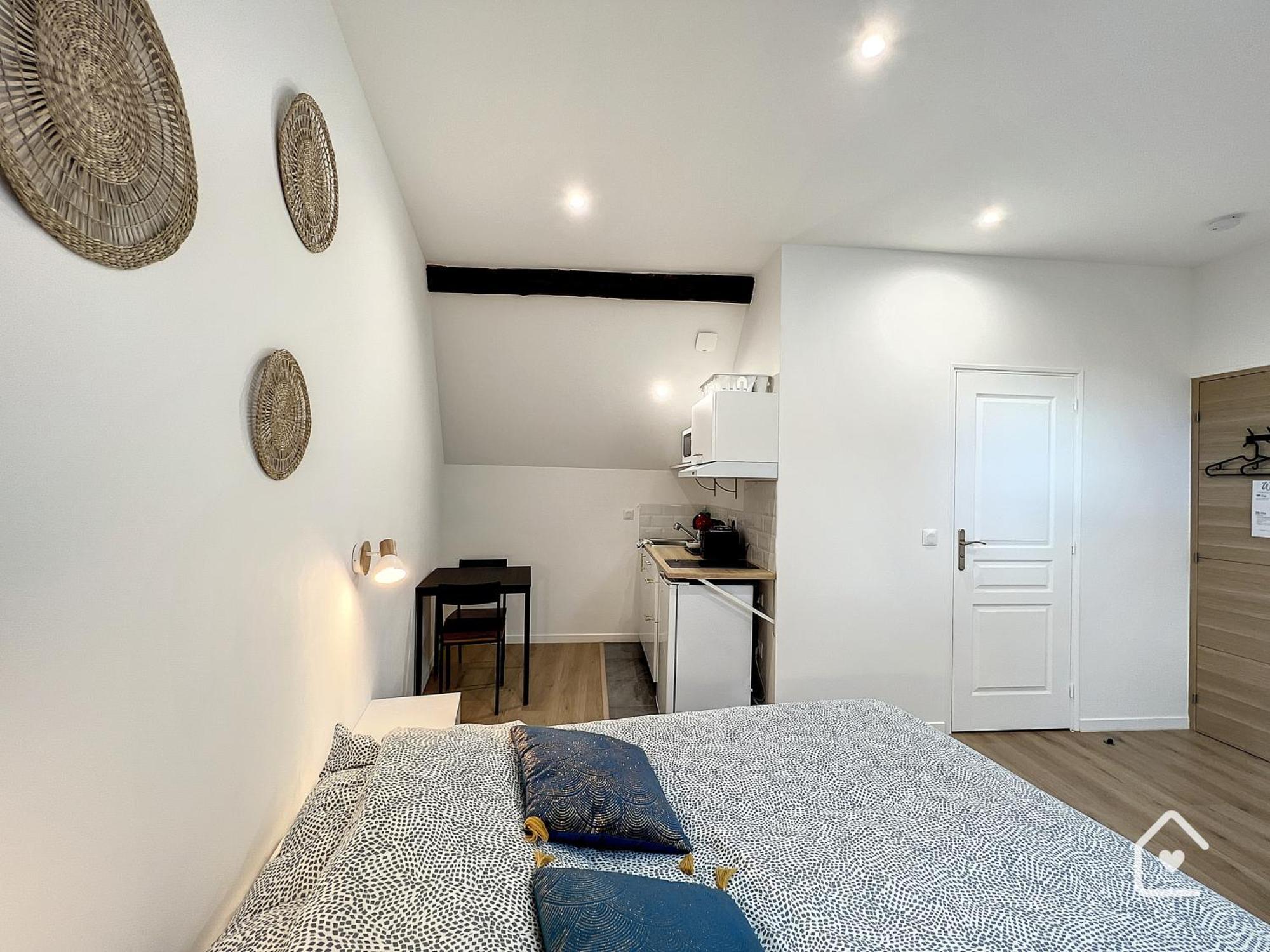 Les Studios D'Elina - Entree Autonome Châtellerault Esterno foto