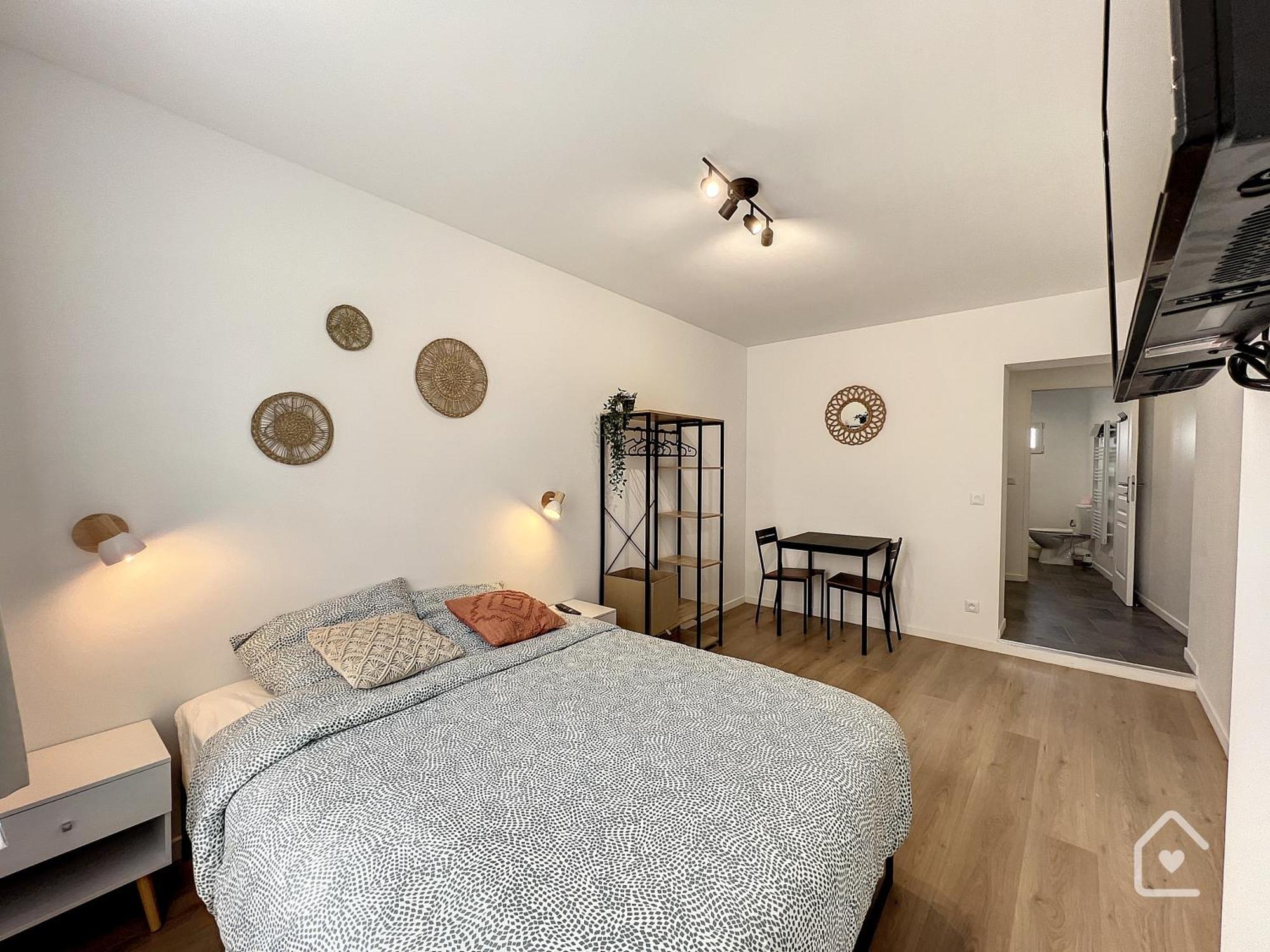 Les Studios D'Elina - Entree Autonome Châtellerault Esterno foto