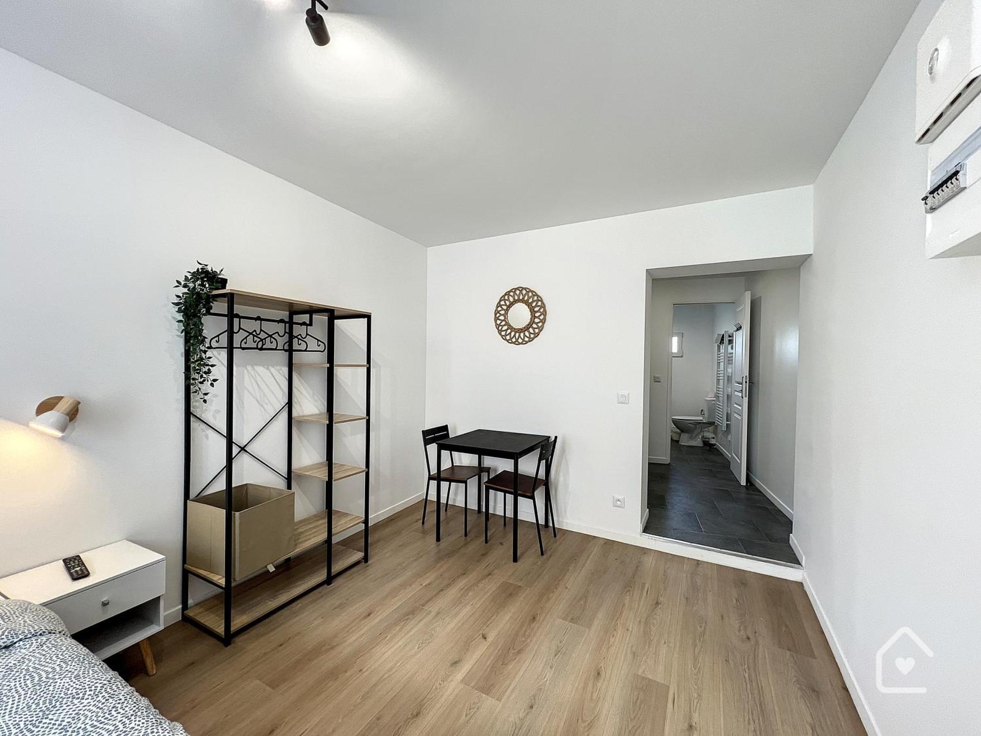 Les Studios D'Elina - Entree Autonome Châtellerault Esterno foto