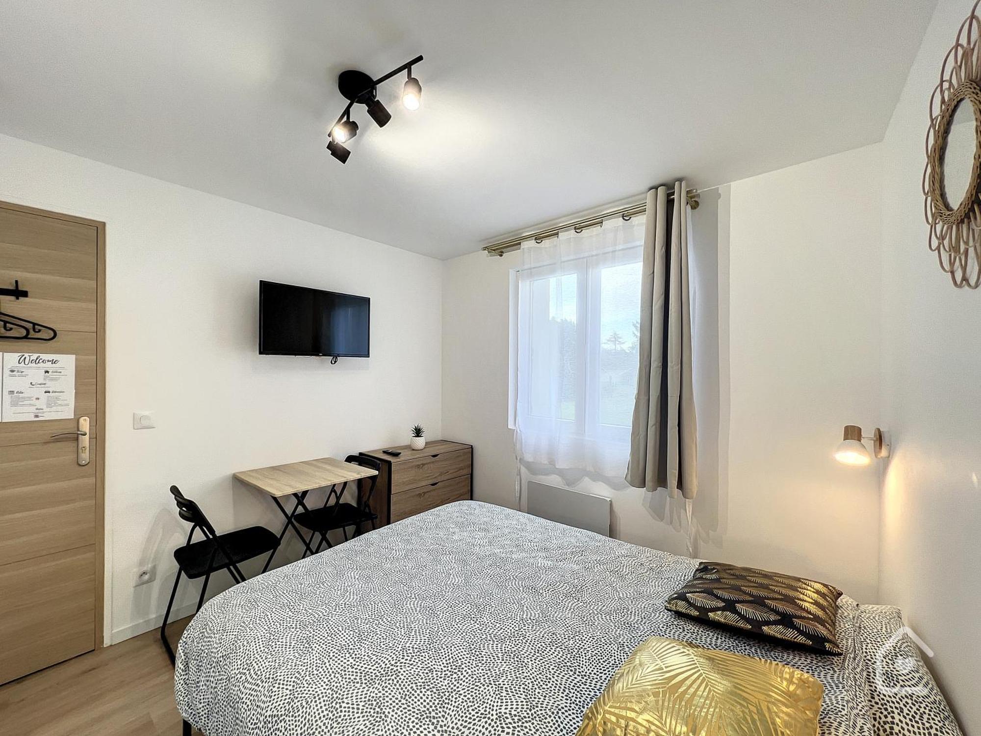 Les Studios D'Elina - Entree Autonome Châtellerault Esterno foto
